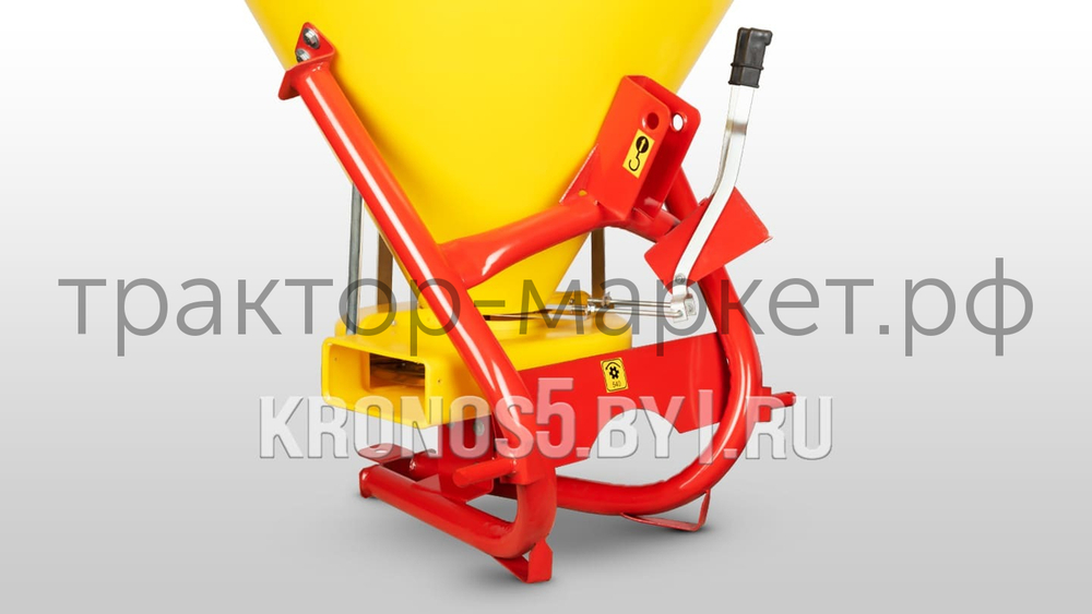Разбрасыватель навесной, садовый (Лейка) Strumyk S-500S (500 л)