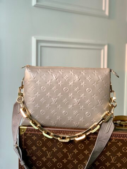 Louis Vuitton Coussin MM