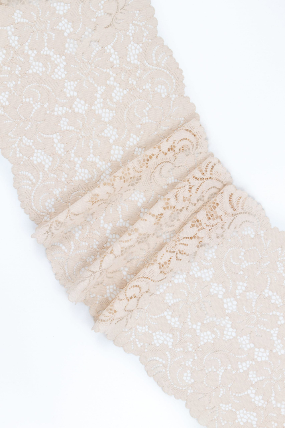 Эластичное кружево жасмин ширина 17 см
