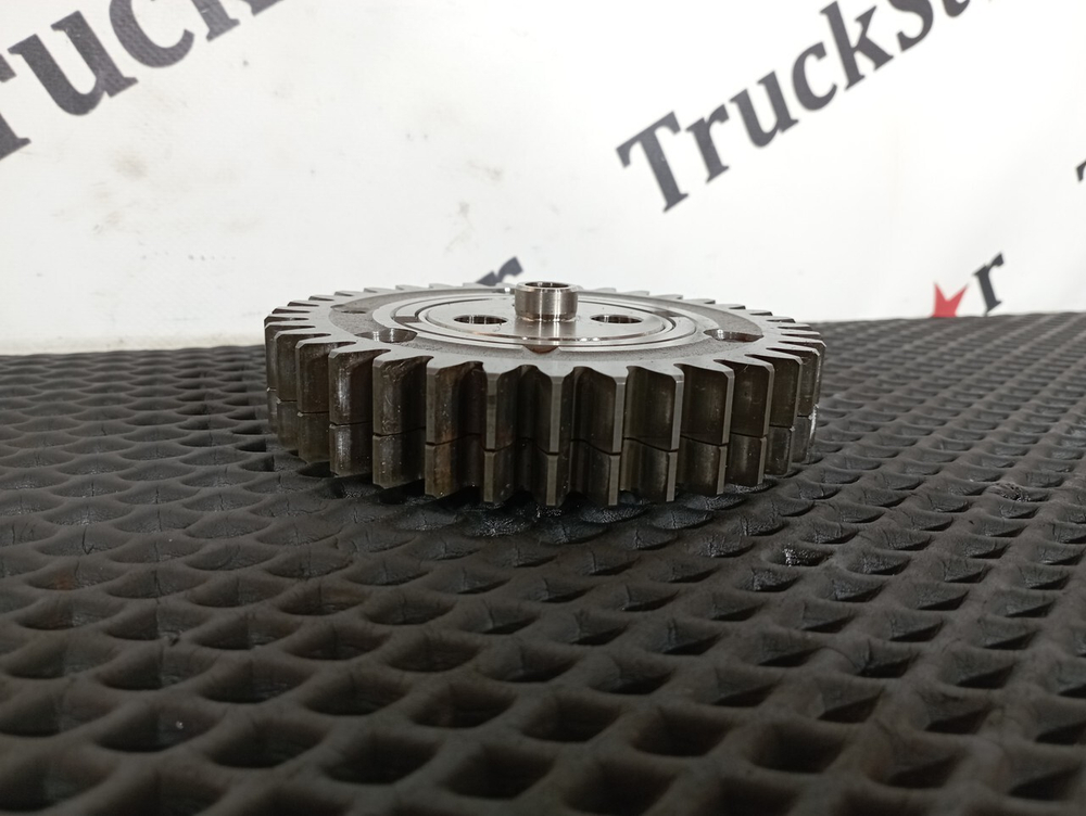 Шестерня компрессора в сборе