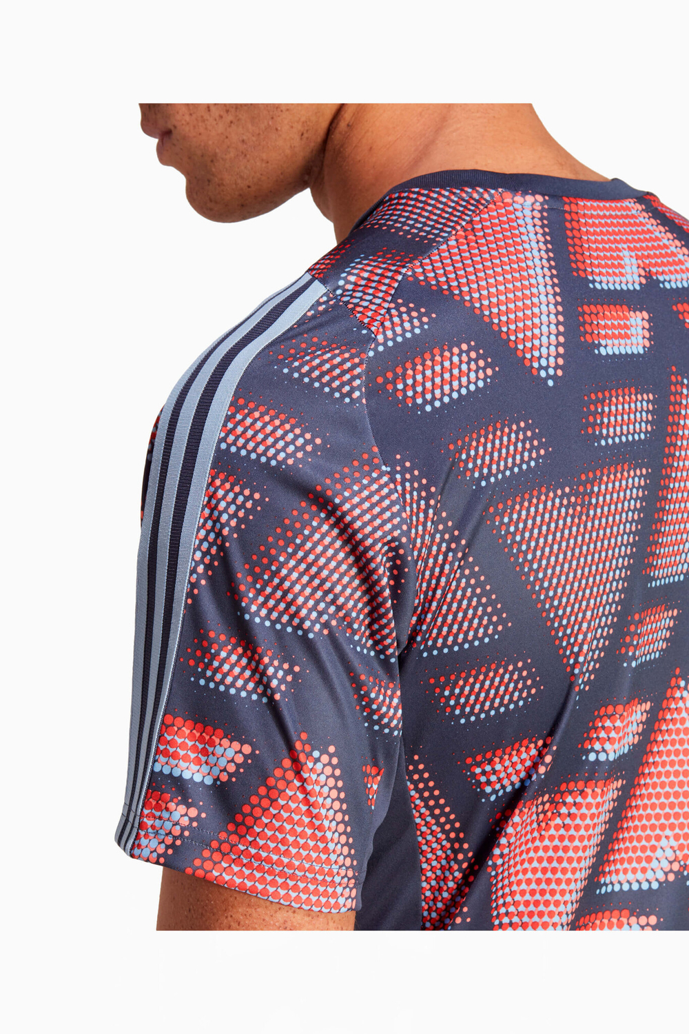 Футболка adidas Tiro Away