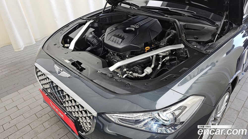 Genesis G70 2.0T AWD (10.2019)
