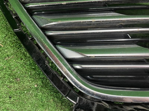 Решетка радиатора Cadillac XT5 (2016-2019)