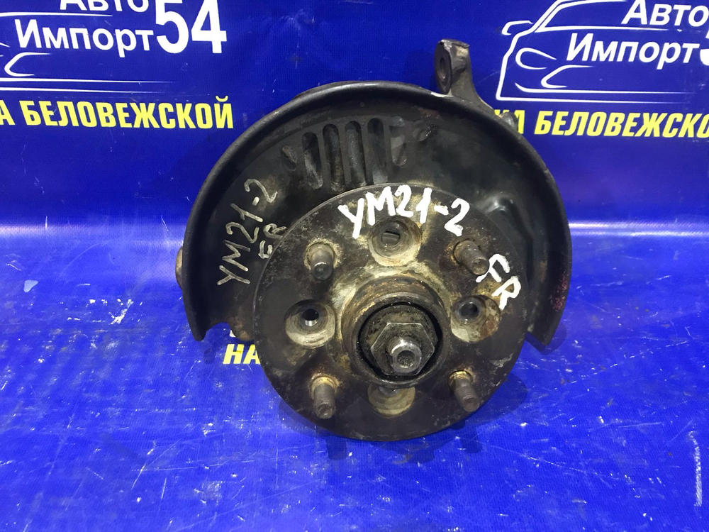 Ступица передняя правая TOYOTA LITEACE 1988