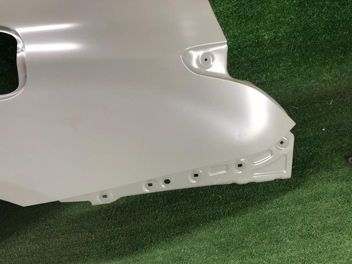 Крыло заднее левое Genesis G90 (2016-2019)