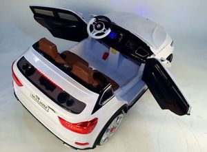 Детский электромобиль River Toys BMW X7 M333MM белый