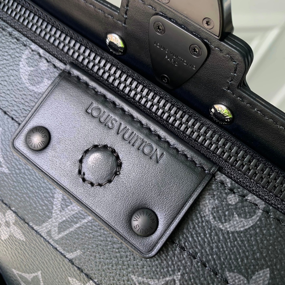 Louis Vuitton Soul Trunk East West