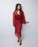 Блуза на пояске из шелковой органзы бордо