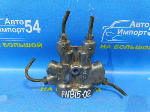 Распределитель тормозной NISSAN SUNNY 1999