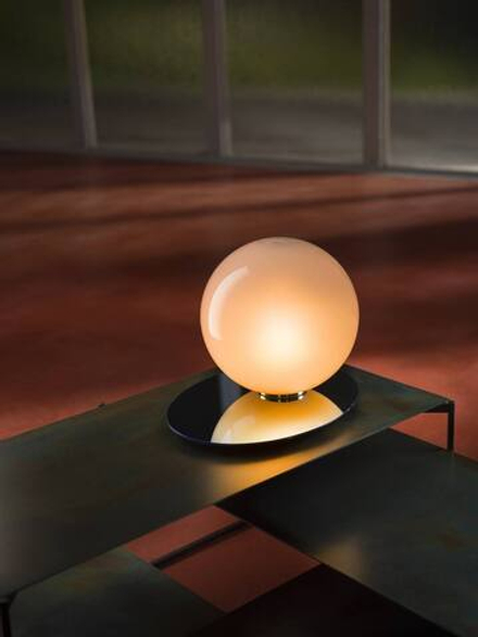 Table design lamp Umbra by Bomma