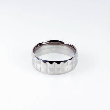 Кольцо стальное (47) "Граненое"
