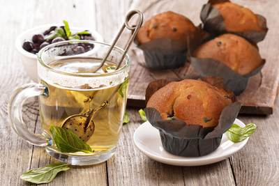 МАФФИН C ЧЕРНОЙ СМОРОДИНОЙ