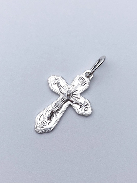 Крест из серебра/С алмазной огранкой