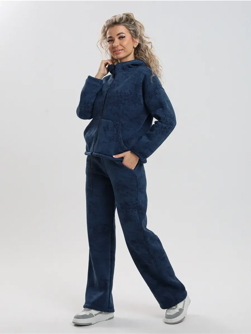 Костюм спортивный теплый с начесом на молнии