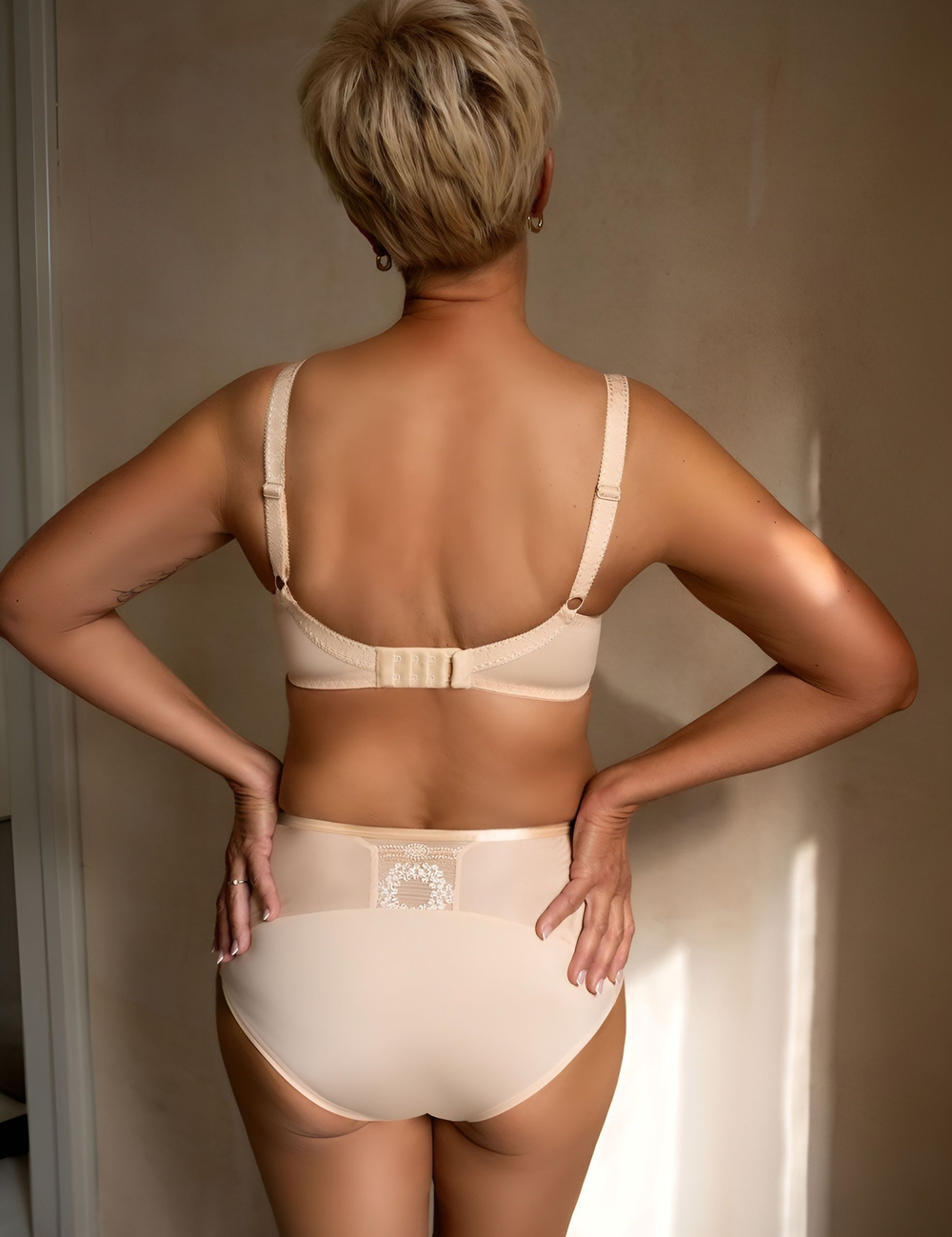 Бюстгальтер больших размеров Fortuna Kris Line черный, размер 70H