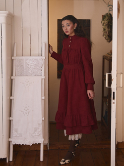 Платье с оборками