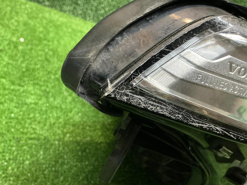 Фара правая Volvo XC90 2 (2014-2019) LED