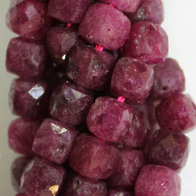 Рубин куб юв. огранка бусины 4мм