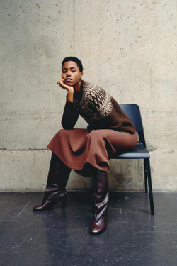 ZARA КОЖАНЫЕ САПОГИ С ШИРОКИМ ГОЛЕНИЩЕМ, КОРИЧНЕВЫЙ