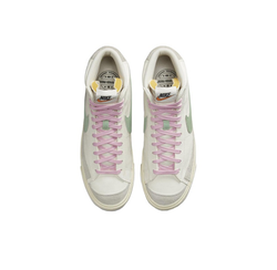 Кроссовки Nike Blazer Mid '77 PRM 'Certified Fresh' DO9787-100