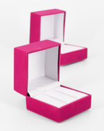 Бархатистая поверхность упаковки