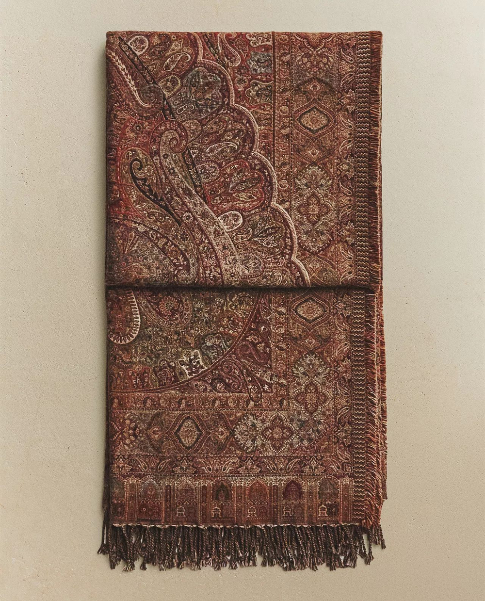 Zara Home - Жаккардовое одеяло пейсли, кирпичный, 140x190 см