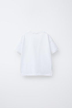 ZARA ФУТБОЛКА С КАРМАНОМ-СЕРДЦЕМ, СВЯЗАННЫМ КРЮЧКОМ, БЕЛЫЙ