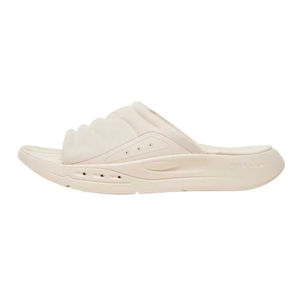 Oakley Studio Slide
