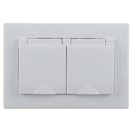 Розетка Intro Plano 1-210-01 двойная 2х2P+E Schuko с крышкой шторками 16А-250В гориз. СУ IP44 Plano белый