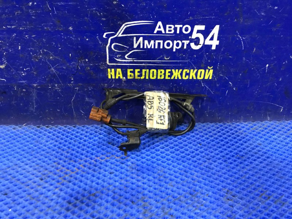 Датчик ABS задний левый Honda STEPWGN 1996-2001