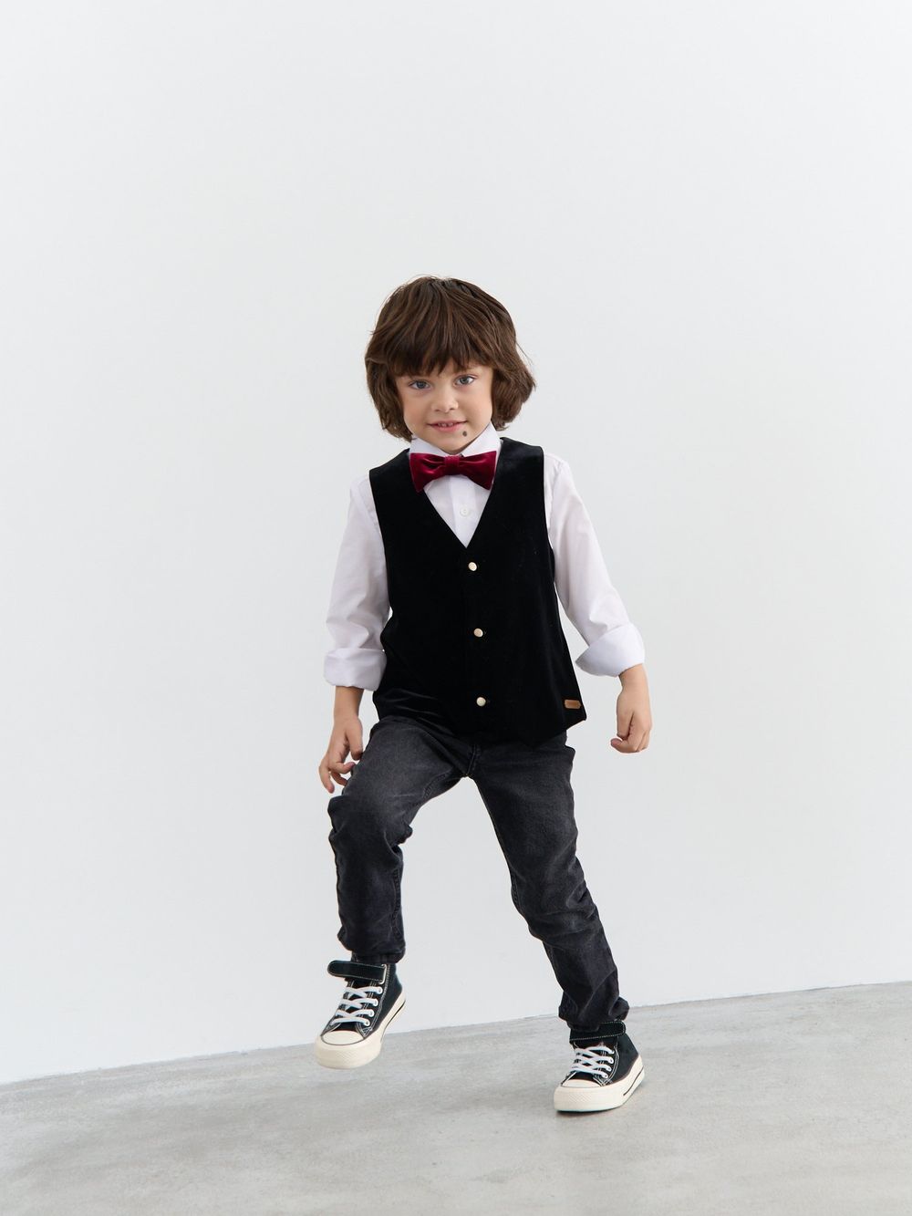 Жилет бархатный "Уголь"