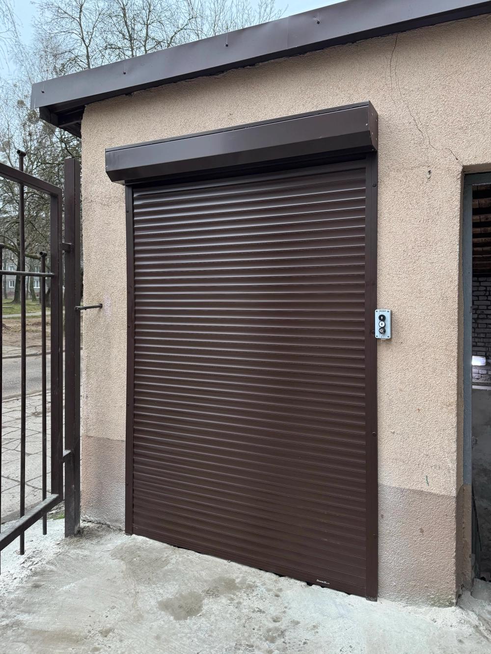 Ножничный стол