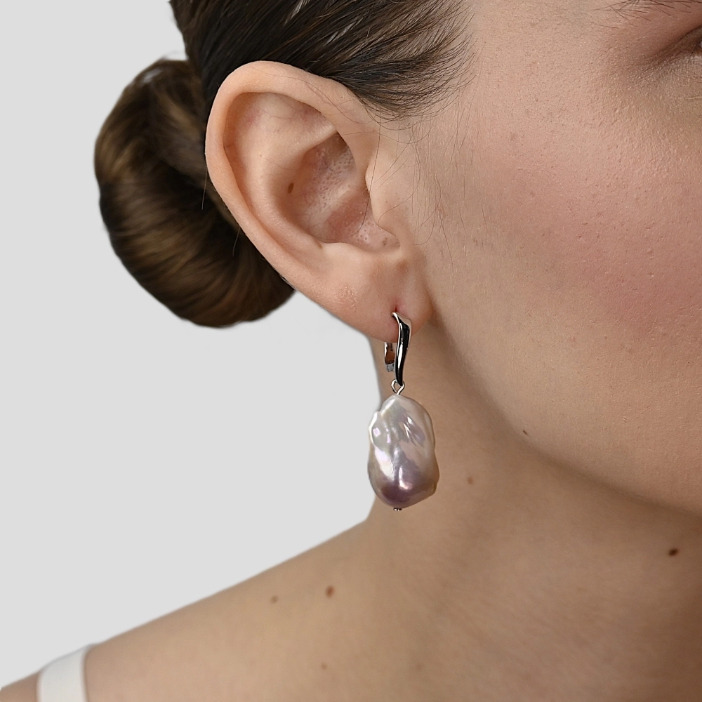 Серьги с подвесками из барочного жемчуга