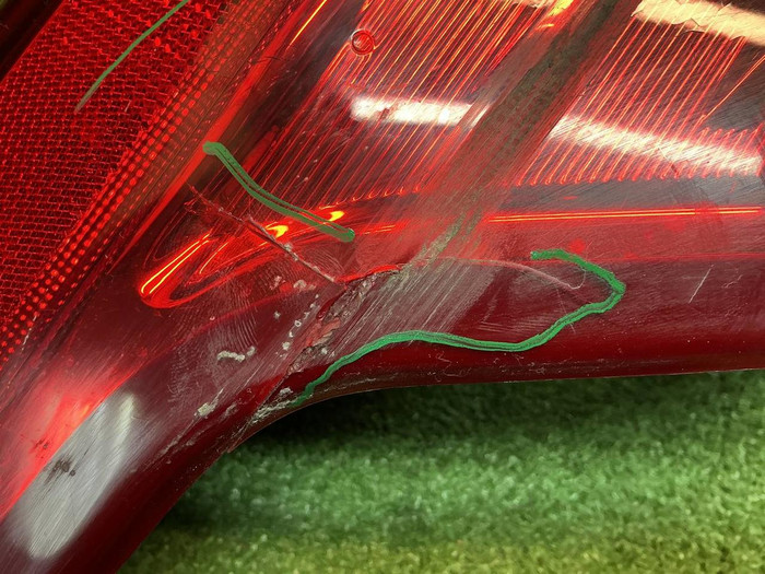 Фонарь левый Ford Explorer 6 (2019-н.в.)