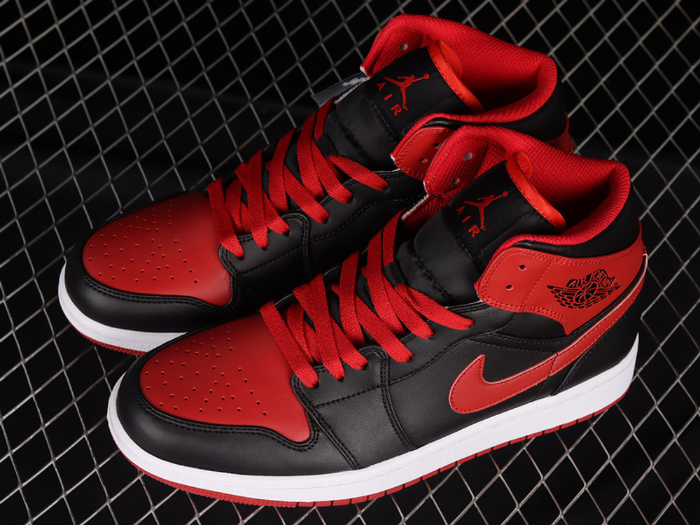 Jordan 1 Mid Alternate Bred (2022)