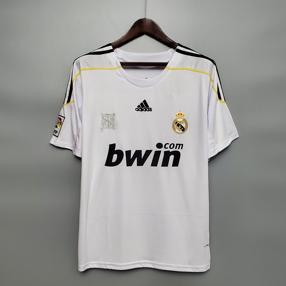 Домашняя ретро-форма "Реал Мадрида" 09-10 сезона