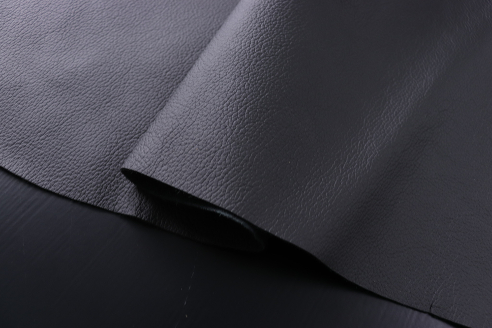 Уценка: 0,9-1,2 Мебельная кожа Престиж Черная 314 дм²