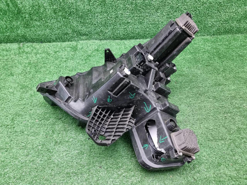 Фара правая Faw Bestune T55 (2021-н.в.) LED