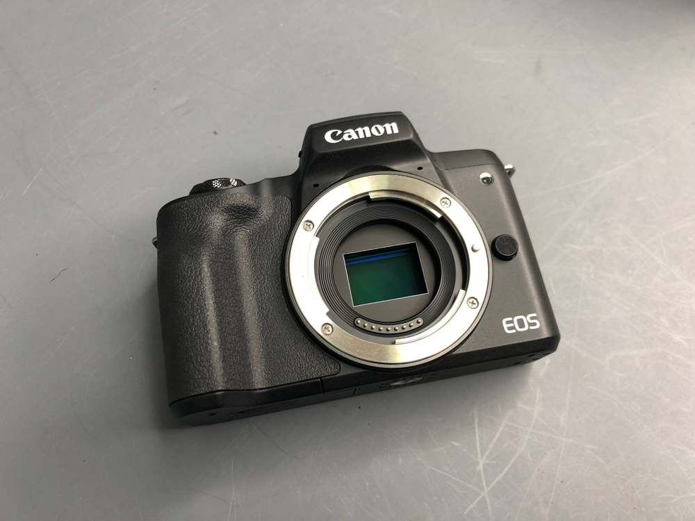 Canon M50 Mark II Kit 15-45mm IS STM