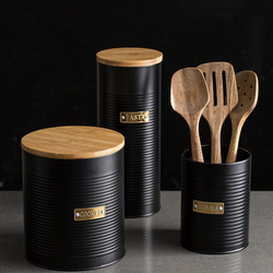 Емкость для хранения пасты Otto черная 2 л TYPHOON