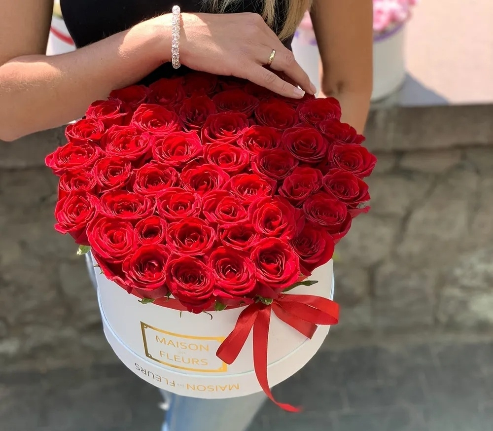 Роза в шляпной коробке Premium