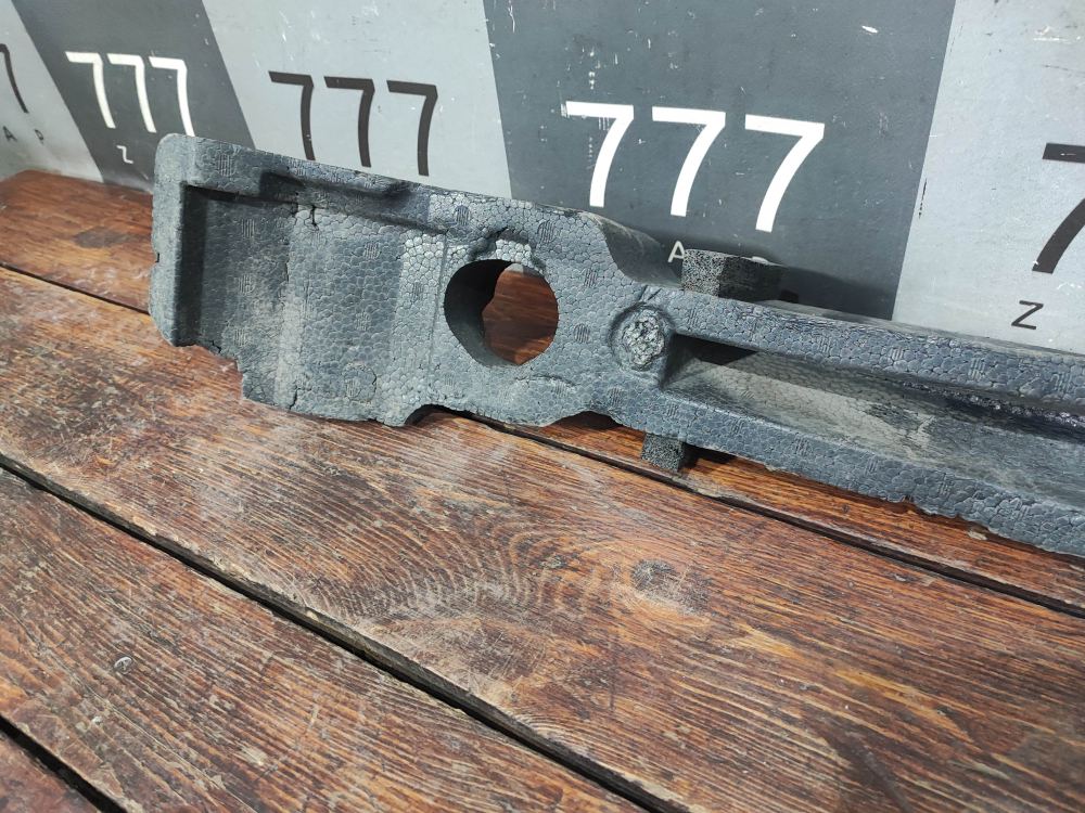 Абсорбер переднего бампера Toyota RAV4 IV (XA40) 15-19 Б/У Оригинал 5261442110