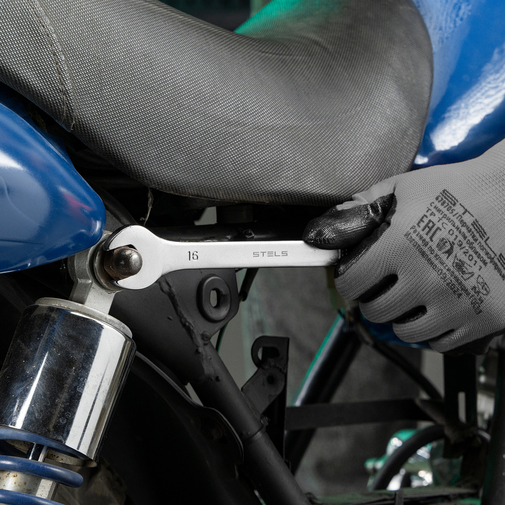 Ключ комбинированный, 16 мм, CrV, матовый хром Stels 15221