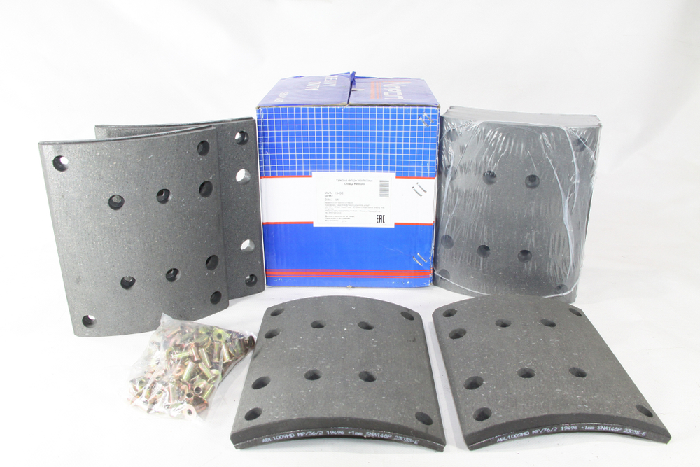 Рем. комплект тормозных накладок а/м МАЗ-101, 5440, КАМАЗ-6580, SHAANXI X3000 задняя ось (Сверлён./расточенные/с заклёпками (пустотелые)/ширина 220мм./ к-т 8 шт./ повышенный ресурс при высокой нагрузке и перегрузке, конвейерное качество ОЕМ/19488,19496, HD90149340094, 81.50221.0819, 5440-3502105, без отв.) R1 (STD+1mm) ALLIED NIPPON