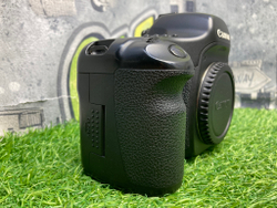 Canon EOS 5D