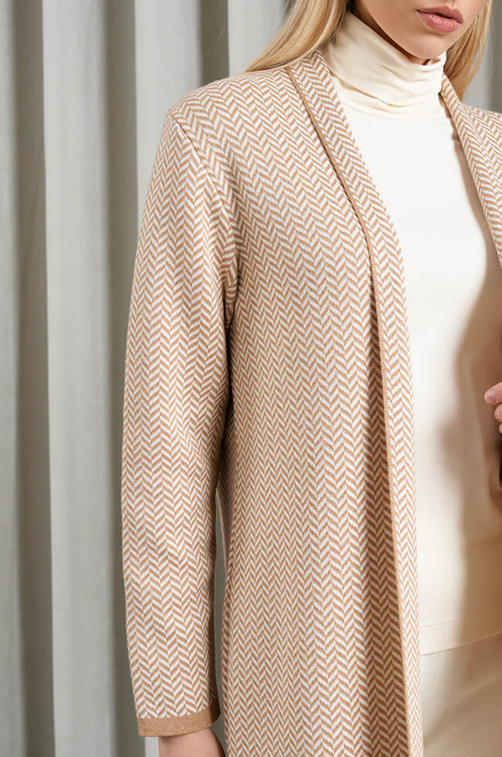 1839 Кардиган женский (бежево-молочный)