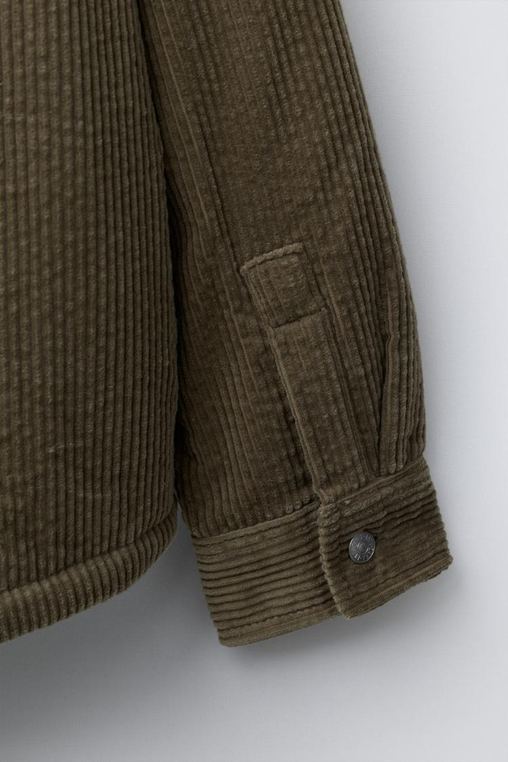 ZARA ВЕЛЬВЕТОВАЯ КУРТКА-РУБАШКА С ДЕТАЛЯМИ ИЗ ИСКУССТВЕННОЙ ОВЧИНЫ, КОРИЧНЕВЫЙ