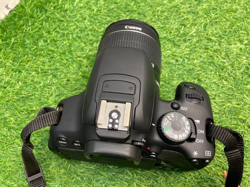 Canon 650D kit 18-55mm IS II 2.600 кадров