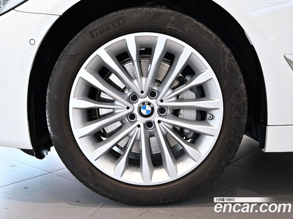 BMW 5 Series (G30) 530i Luxury (12.2020)