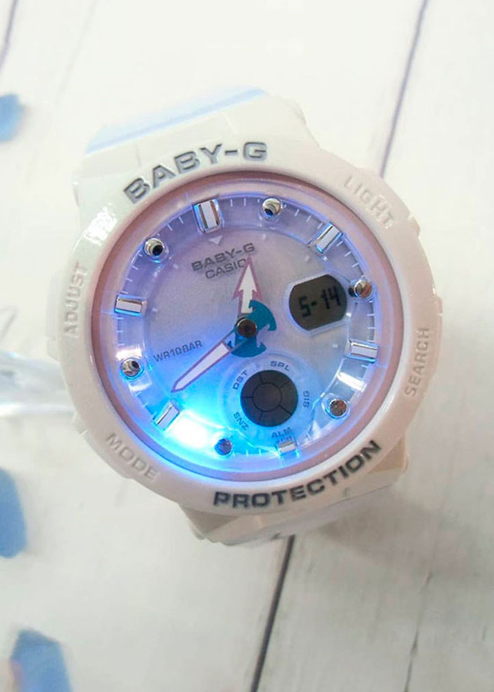 Часы Casio BGA-250-7A3